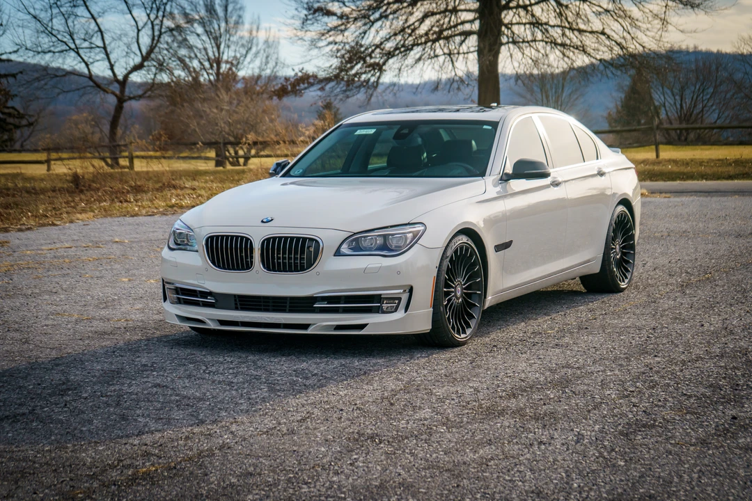 2007 BMW Alpina B7 - Image 2 of 31