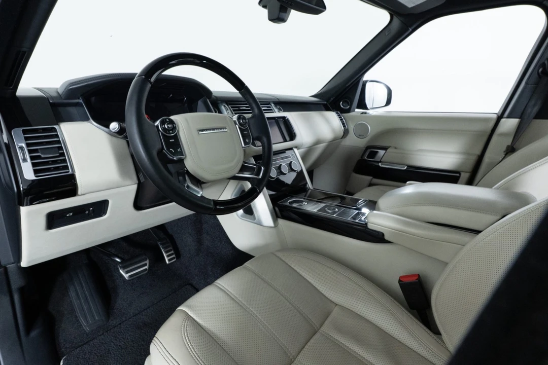 2014 Land Rover Range Rover L405 - Image 5 of 7