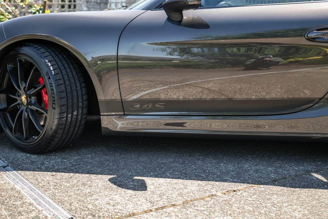2014 Porsche 981 Cayman S - Image 15 of 31