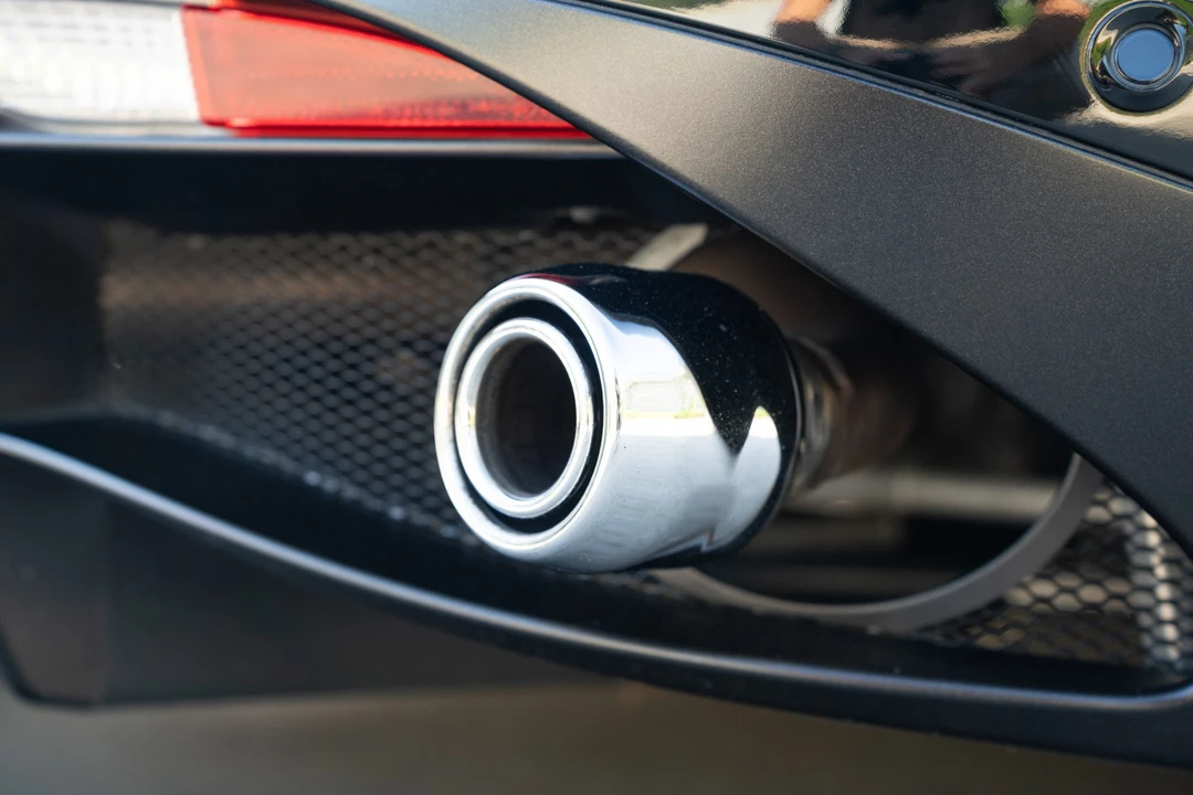 2015 Alfa Romeo 4C Coupe - Image 23 of 31