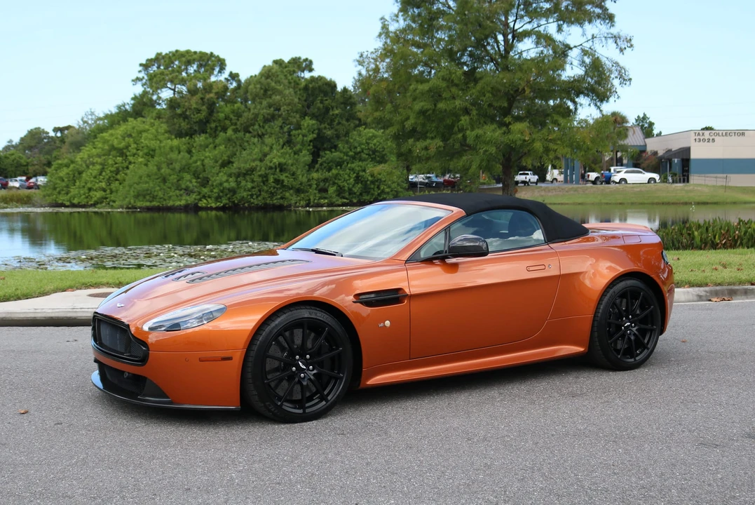 2015 Aston Martin Vantage - Image 20 of 31