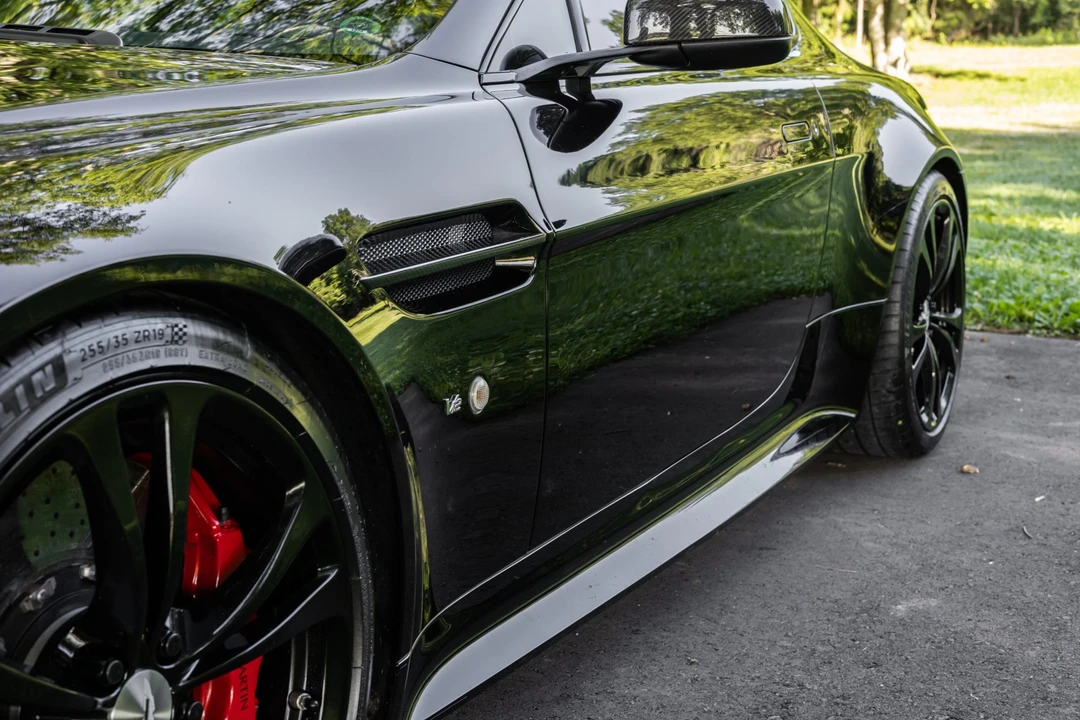 2015 Aston Martin V12 Vantage (2010-2018) - Image 18 of 31