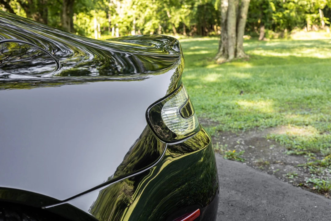 2015 Aston Martin V12 Vantage (2010-2018) - Image 27 of 31