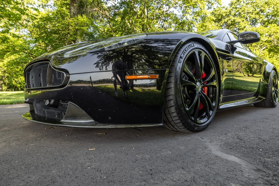 2015 Aston Martin V12 Vantage (2010-2018) - Image 17 of 31