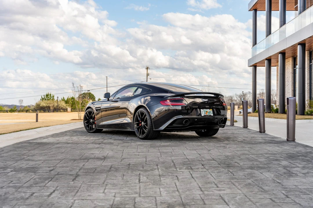 2015 Aston Martin Vanquish 2nd Gen - Image 10 of 31