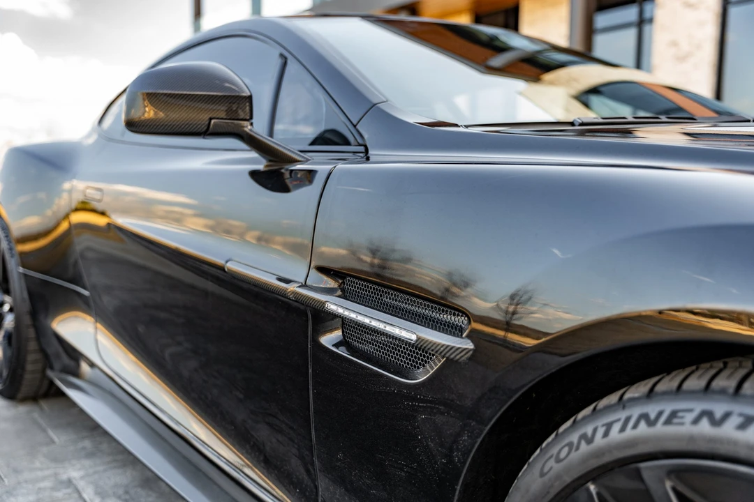 2015 Aston Martin Vanquish 2nd Gen - Image 27 of 31