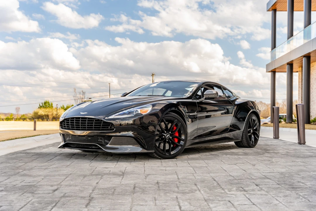 2015 Aston Martin Vanquish 2nd Gen - Image 5 of 31