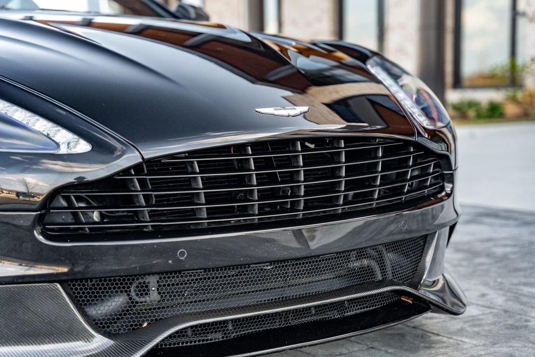 2015 Aston Martin Vanquish 2nd Gen - Image 26 of 31