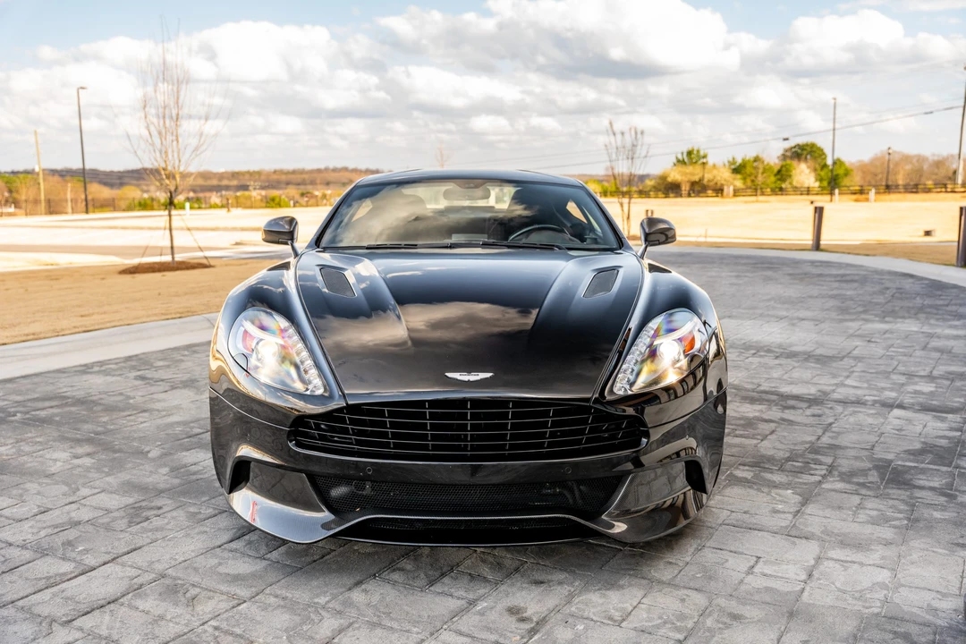 2015 Aston Martin Vanquish 2nd Gen - Image 4 of 31