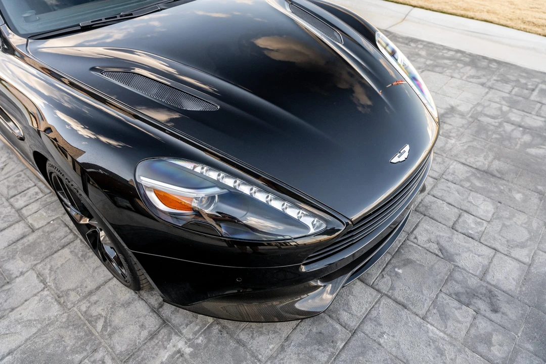 2015 Aston Martin Vanquish 2nd Gen - Image 19 of 31
