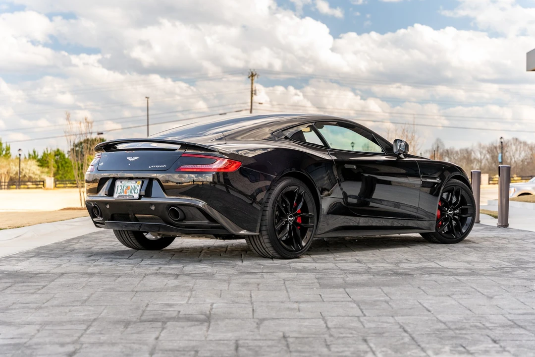 2015 Aston Martin Vanquish 2nd Gen - Image 16 of 31