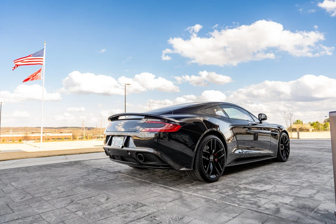 2015 Aston Martin Vanquish 2nd Gen - Image 15 of 31