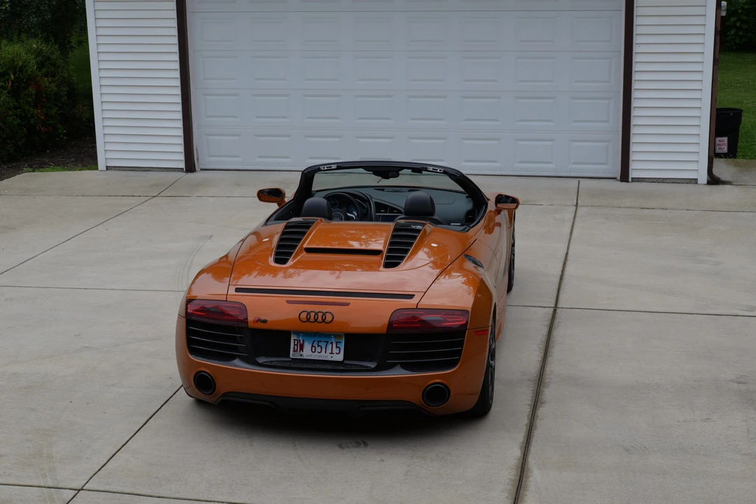 2015 Audi 42 R8 - Image 12 of 31