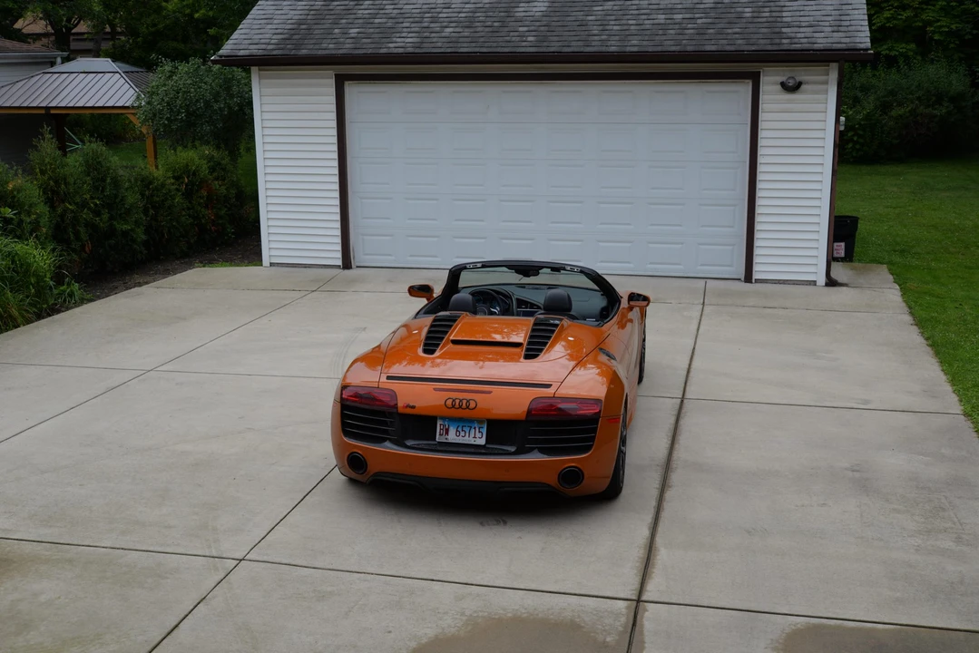 2015 Audi 42 R8 - Image 13 of 31