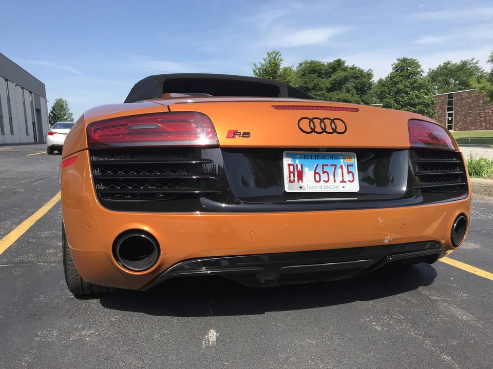 2015 Audi 42 R8 - Image 30 of 31
