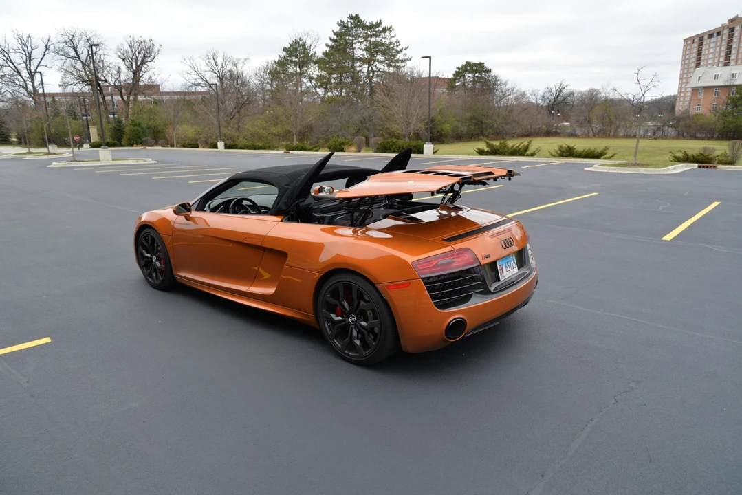 2015 Audi 42 R8 - Image 23 of 31