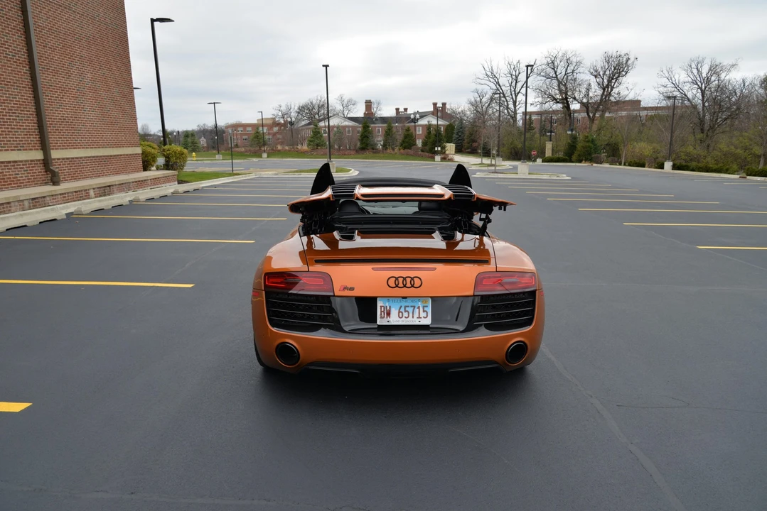 2015 Audi 42 R8 - Image 24 of 31
