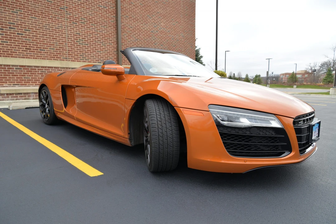 2015 Audi 42 R8 - Image 18 of 31