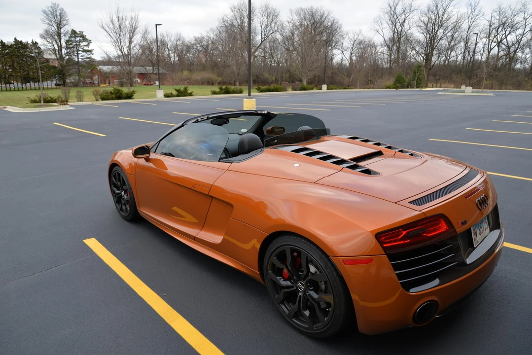 2015 Audi 42 R8 - Image 7 of 31