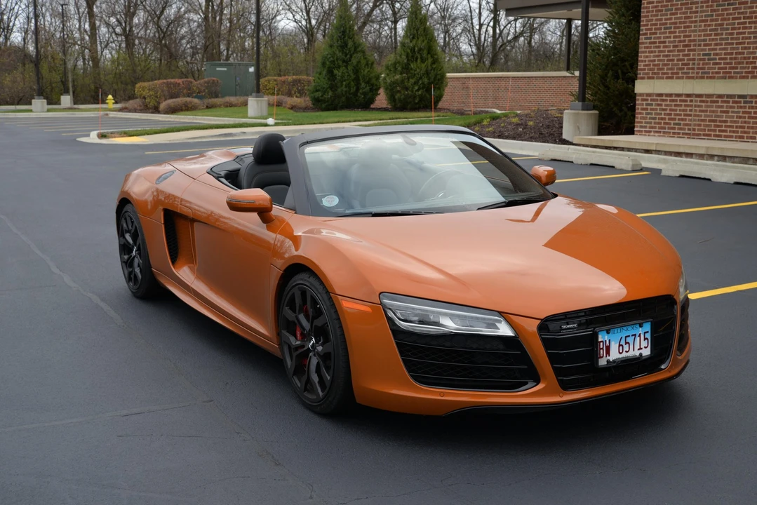 2015 Audi 42 R8 - Image 19 of 31