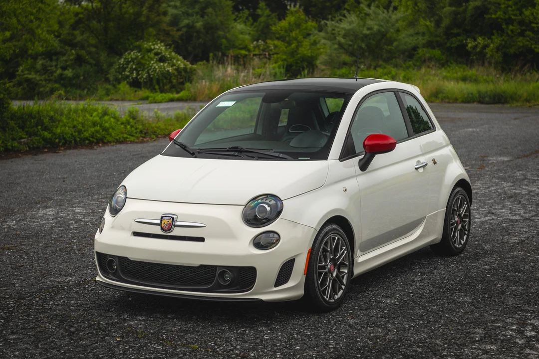 2015 Fiat Abarth 500 - Image 3 of 31