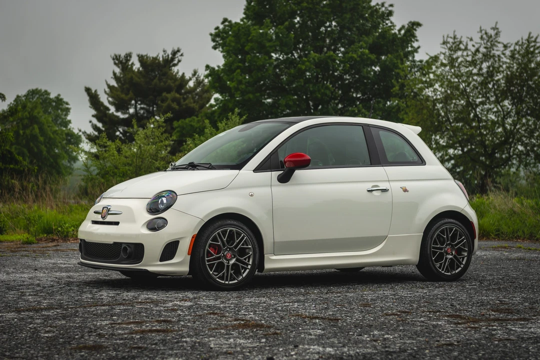 2015 Fiat Abarth 500 - Image 10 of 31