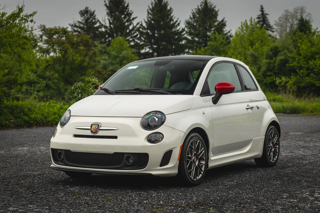 2015 Fiat Abarth 500 - Image 4 of 31
