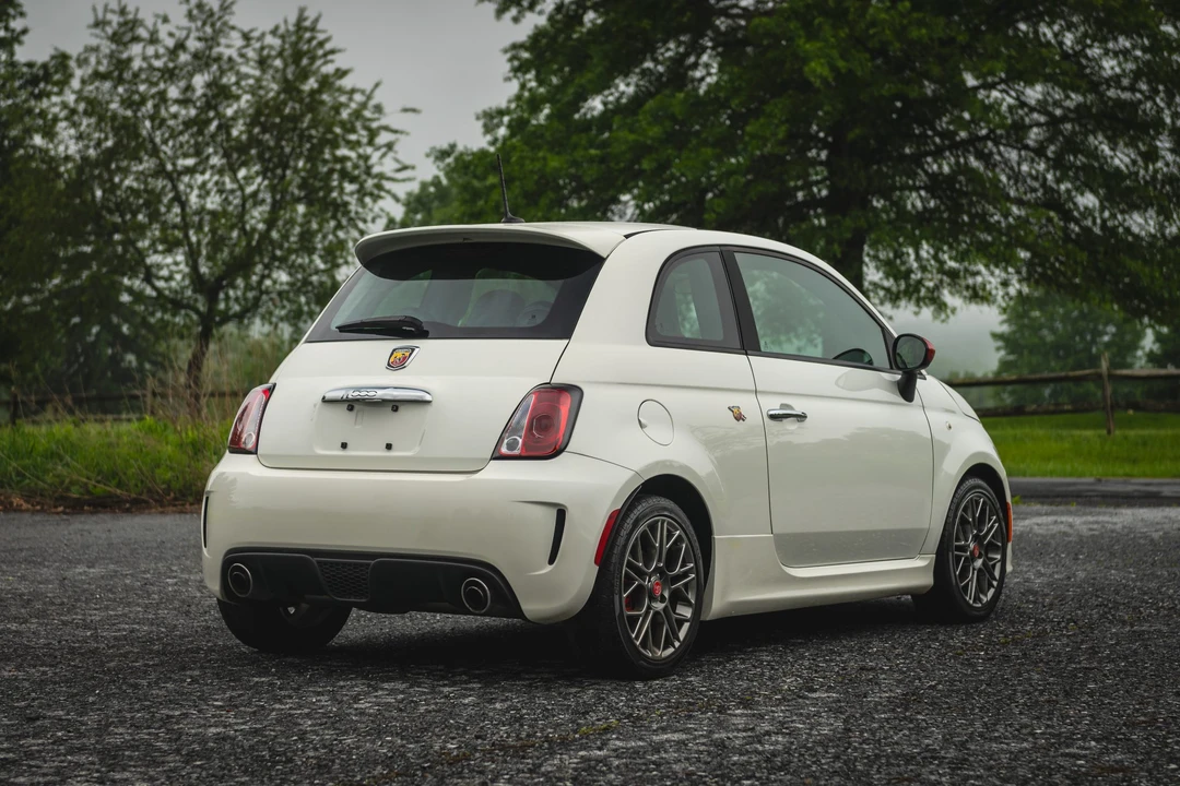 2015 Fiat Abarth 500 - Image 29 of 31
