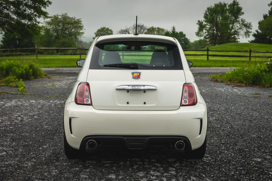 2015 Fiat Abarth 500 - Image 23 of 31