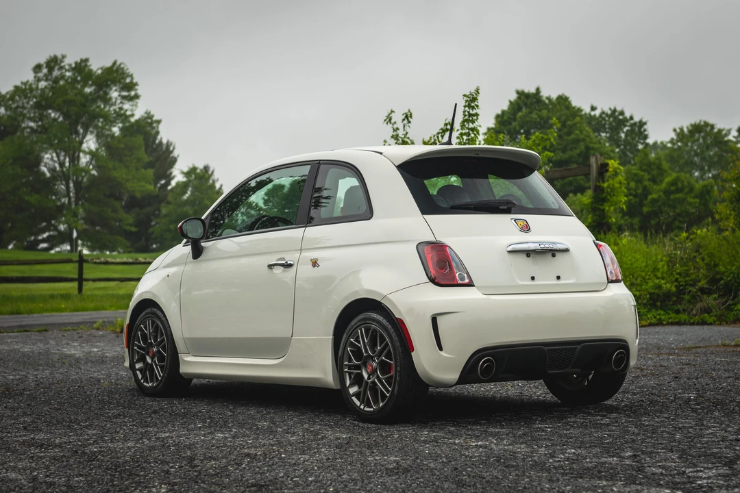 2015 Fiat Abarth 500 - Image 19 of 31
