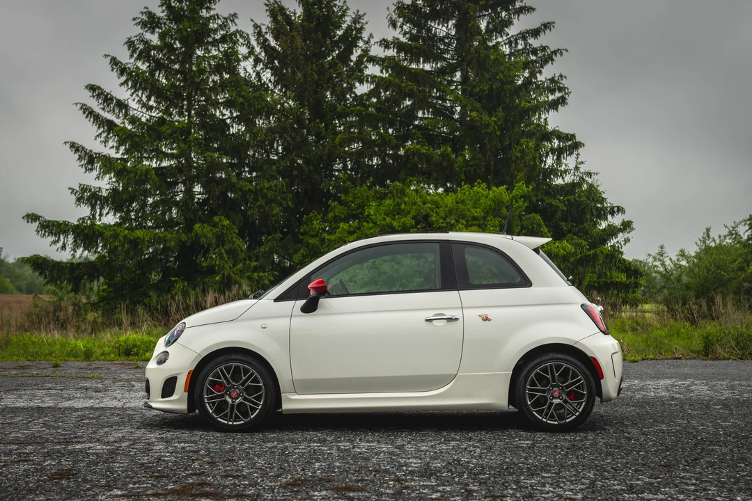 2015 Fiat Abarth 500 - Image 13 of 31