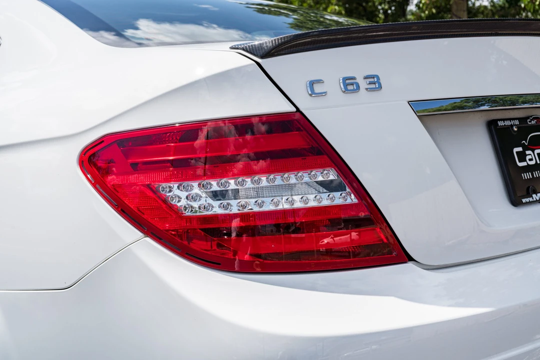2015 Mercedes-Benz W204 C 63 AMG - Image 22 of 31