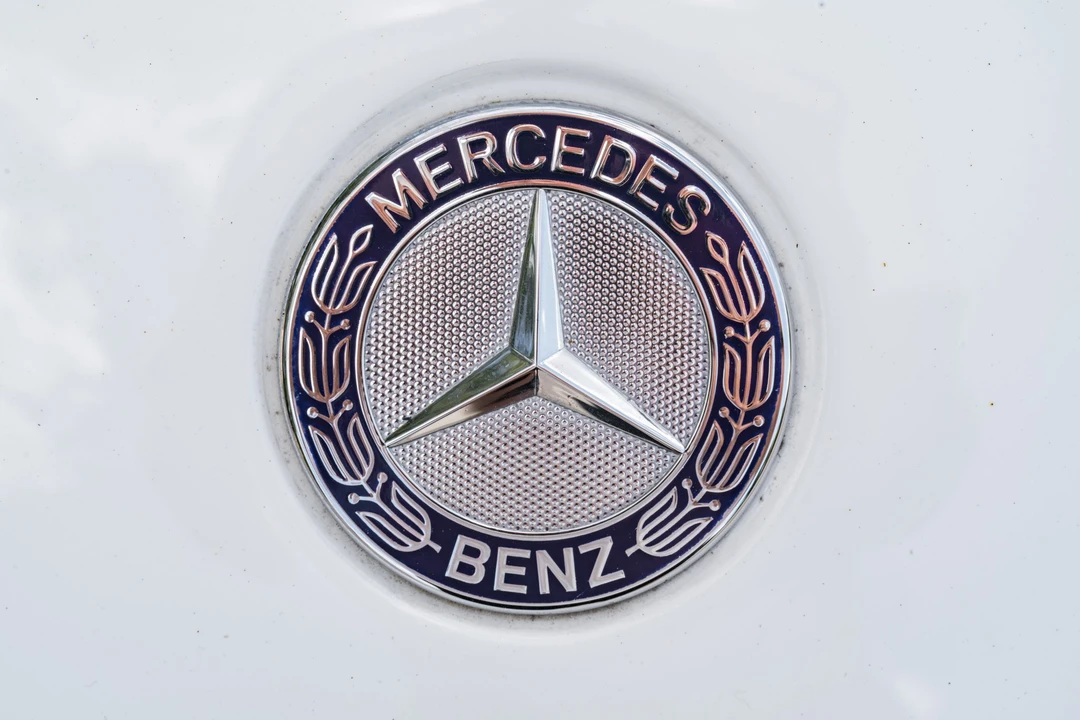 2015 Mercedes-Benz W204 C 63 AMG - Image 13 of 31