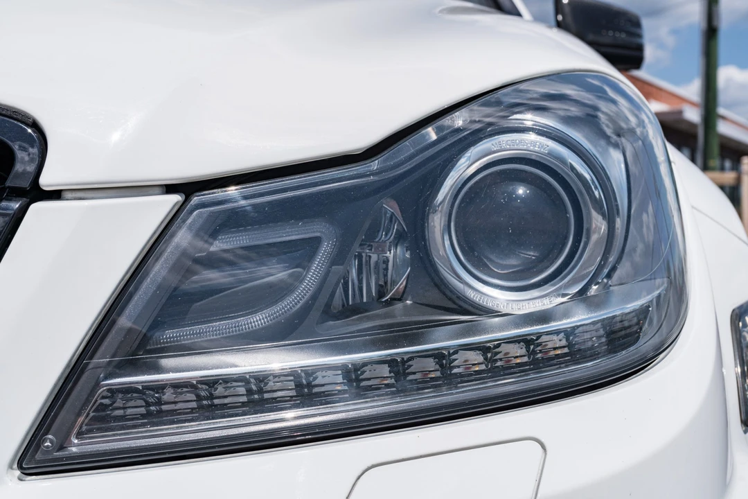 2015 Mercedes-Benz W204 C 63 AMG - Image 15 of 31