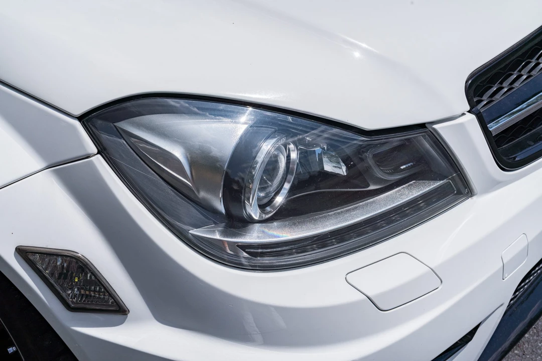 2015 Mercedes-Benz W204 C 63 AMG - Image 9 of 31