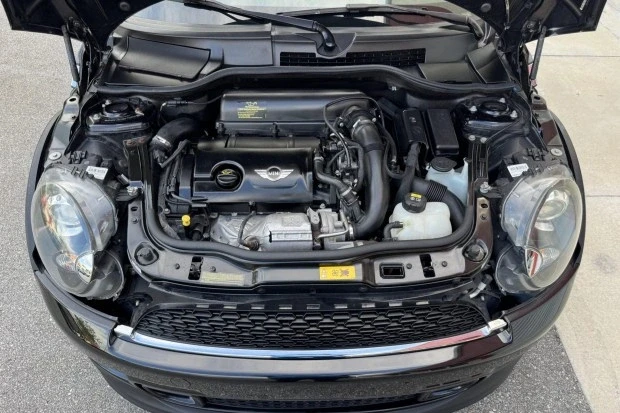 2015 Mini Coupe & Roadster - Image 6 of 7