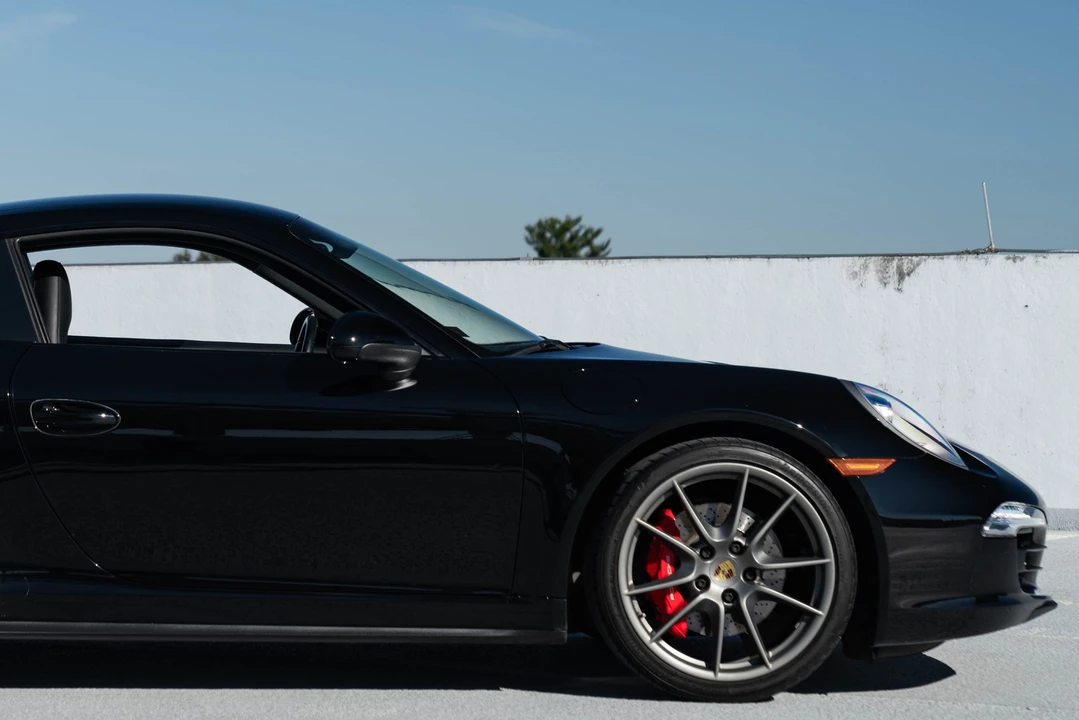 2015 Porsche 991 Carrera 4S - Image 10 of 31