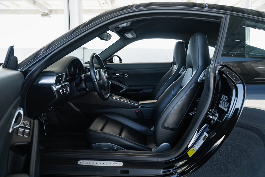 2015 Porsche 991 Carrera 4S - Image 31 of 31