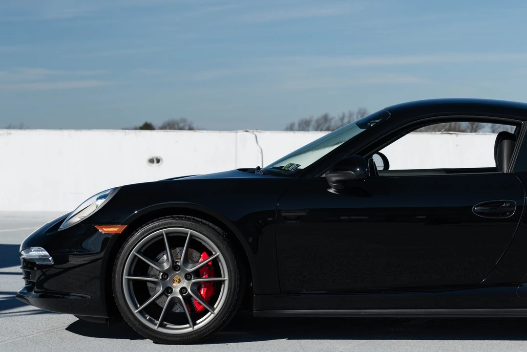 2015 Porsche 991 Carrera 4S - Image 14 of 31