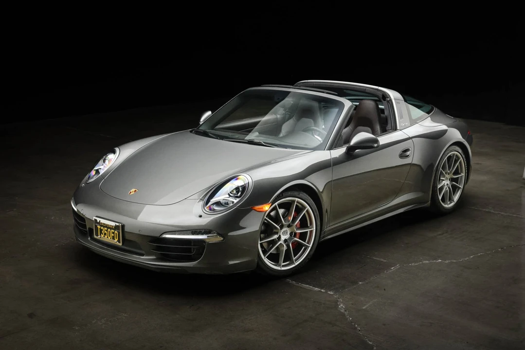 2015 Porsche 991 Targa 4 & 4S - Image 2 of 31