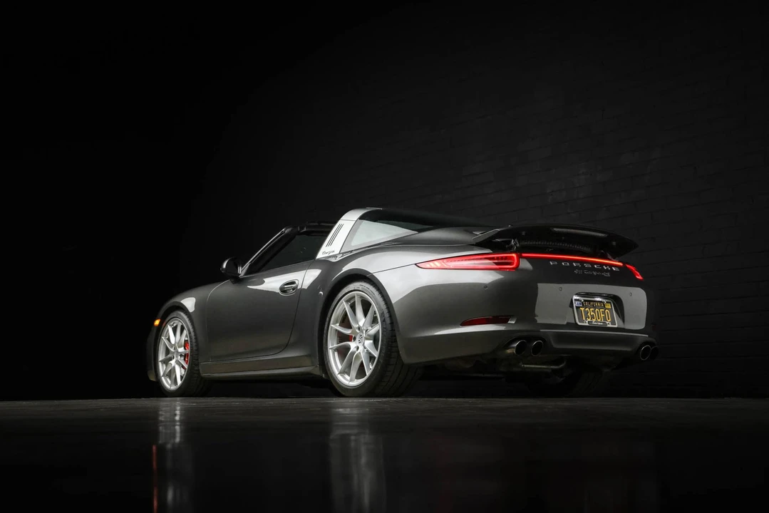 2015 Porsche 991 Targa 4 & 4S - Image 18 of 31