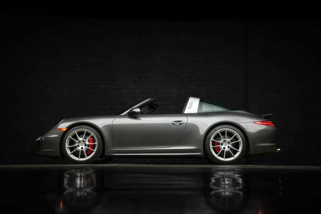 2015 Porsche 991 Targa 4 & 4S - Image 13 of 31
