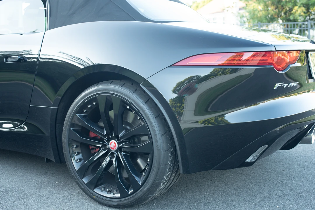 2016 Jaguar F-Type 1st Gen - Image 29 of 31