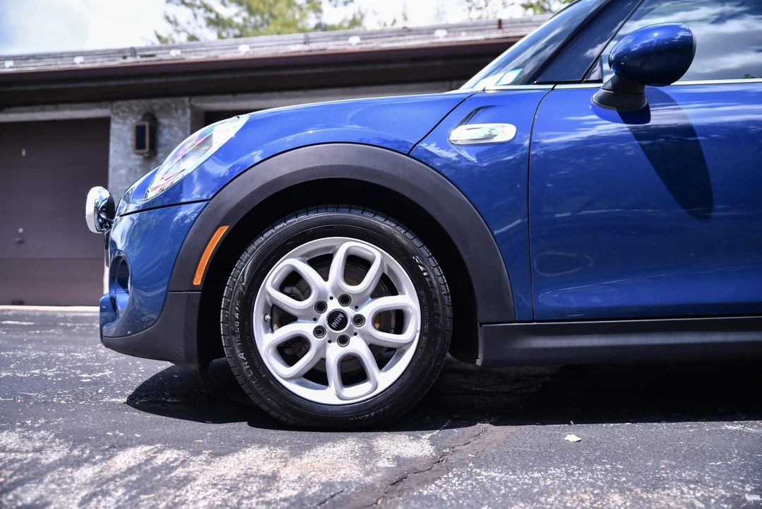 2016 Mini Mini Cooper S 3rd Gen - Image 10 of 31