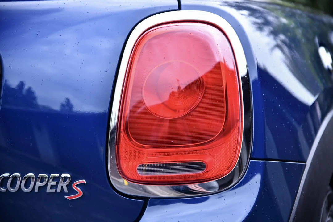 2016 Mini Mini Cooper S 3rd Gen - Image 31 of 31