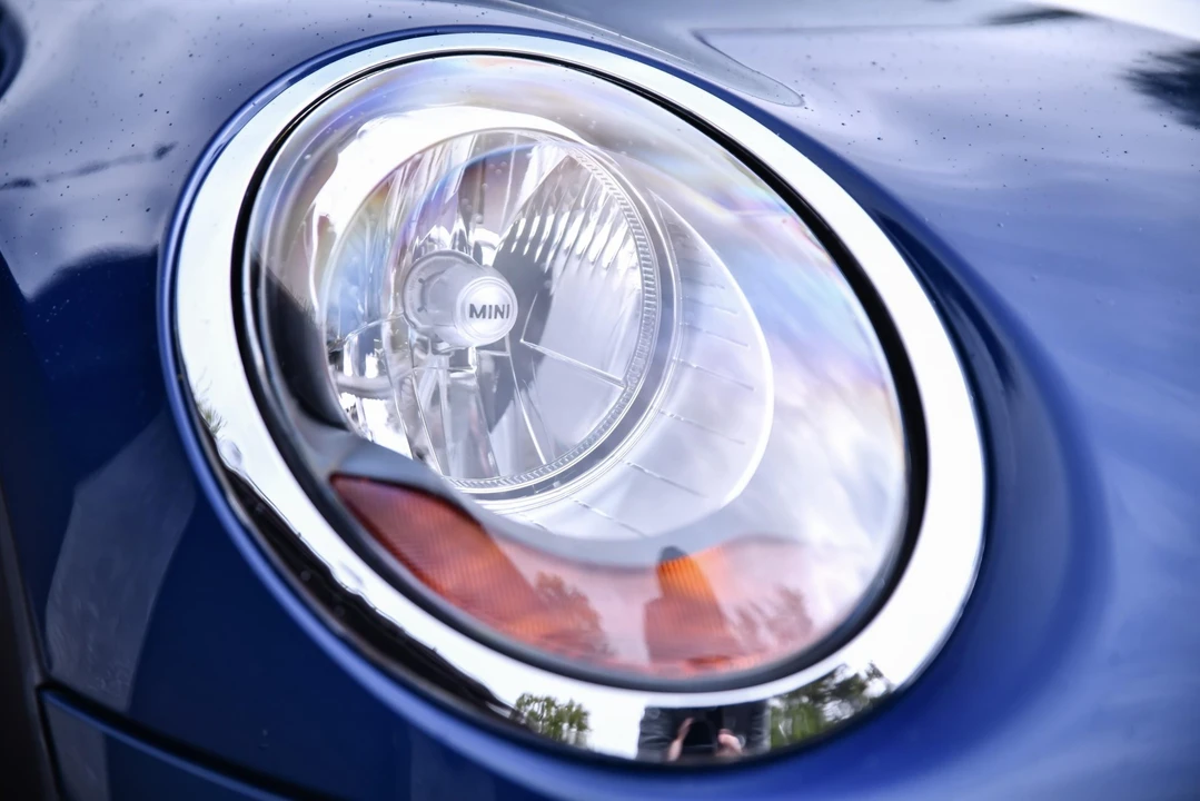 2016 Mini Mini Cooper S 3rd Gen - Image 18 of 31