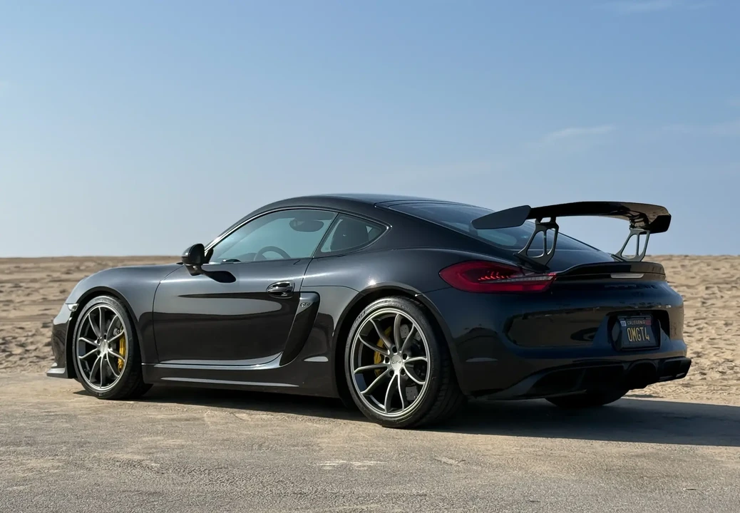 2016 Porsche 981 Cayman GT4 - Image 4 of 6