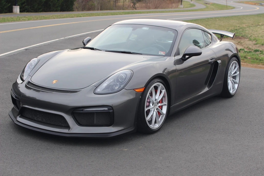 2016 Porsche 981 Cayman GT4 - Image 10 of 31