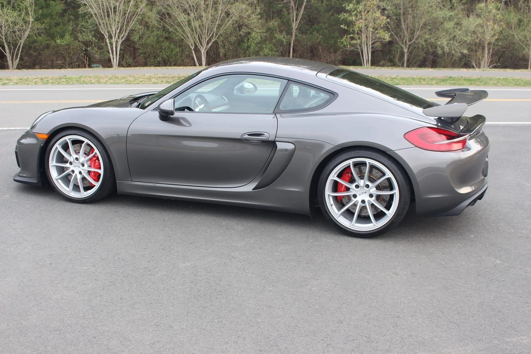 2016 Porsche 981 Cayman GT4 - Image 14 of 31