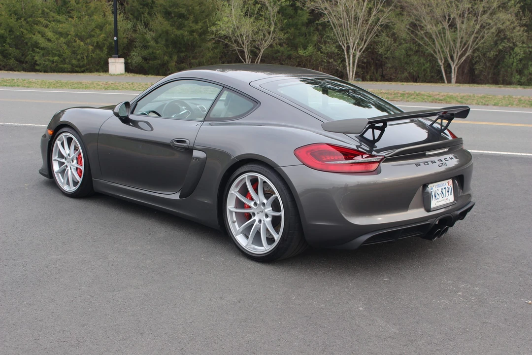 2016 Porsche 981 Cayman GT4 - Image 15 of 31